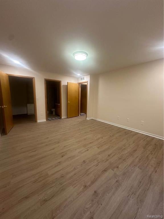 306 MARIGOLD Circle, Westland, MI — Photo 11