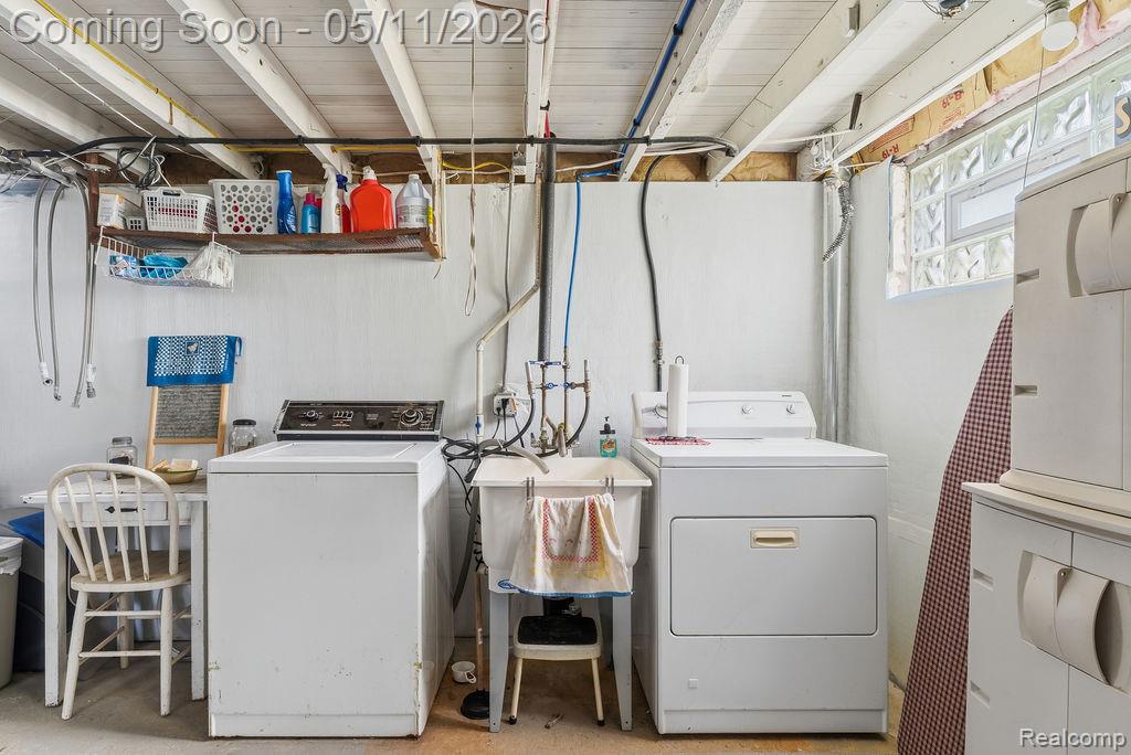 310 W Caroline Street, Fenton, MI 48430 — Photo 27