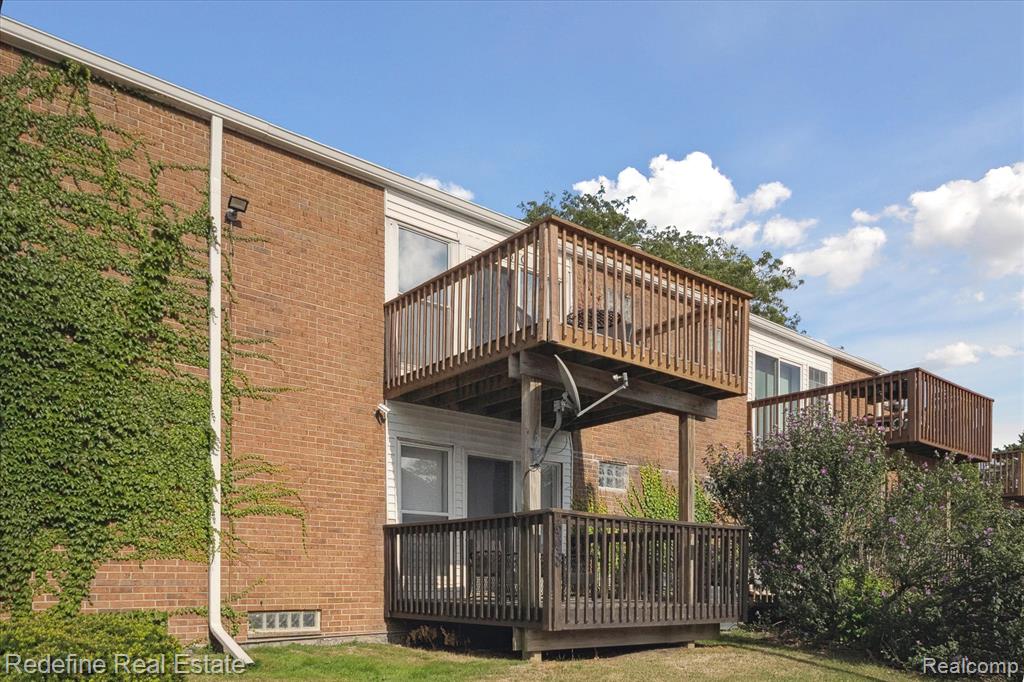 610 Saint Maron Place, Detroit, MI 48207 — Photo 35