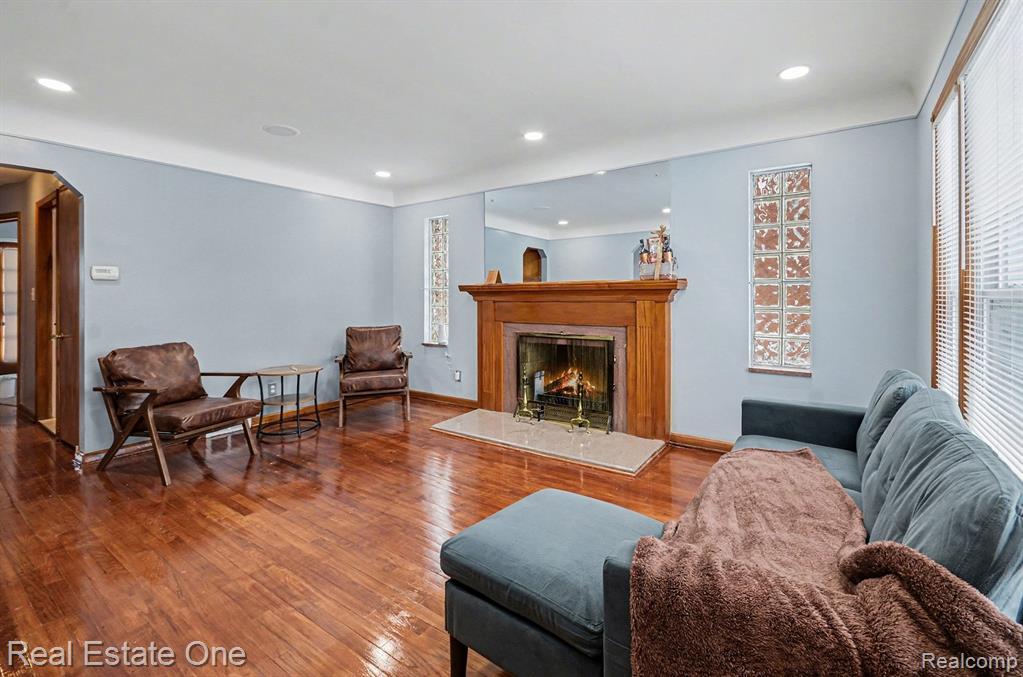 5721 Somerset Avenue, Detroit, MI 48224 — Photo 6