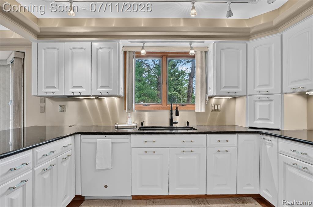 7772 Athlone Drive, Brighton, MI 48116 — Photo 11