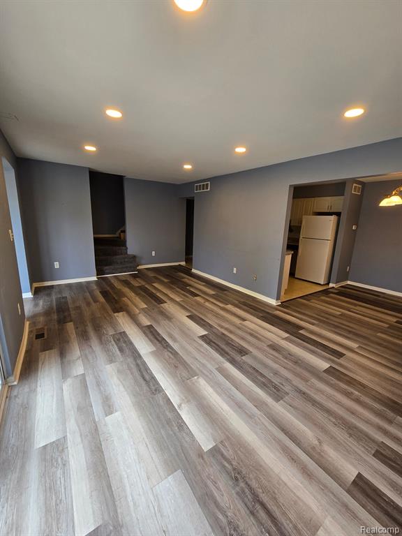8583 WINCHESTER Drive, Sterling Heights, MI 48313 — Photo 8