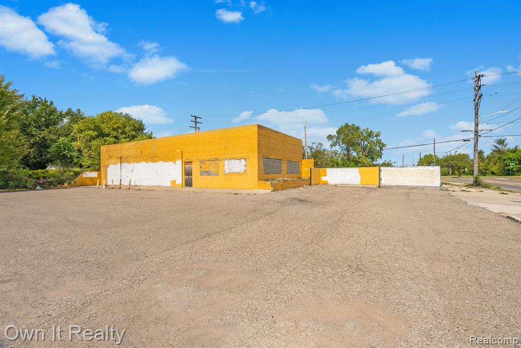 14299 HOUSTON WHITTIER Street, Detroit, MI 48205 — Photo 4
