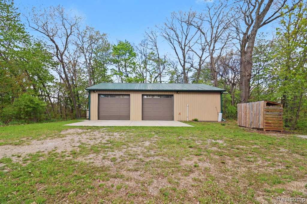 10429 9 Mile Road, Whitmore Lake, MI 48189 — Photo 34