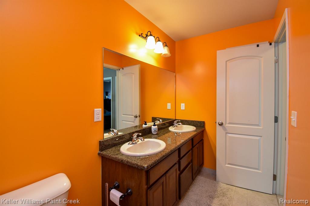 51405 CAROLINE Drive, Chesterfield, MI 48047 — Photo 31