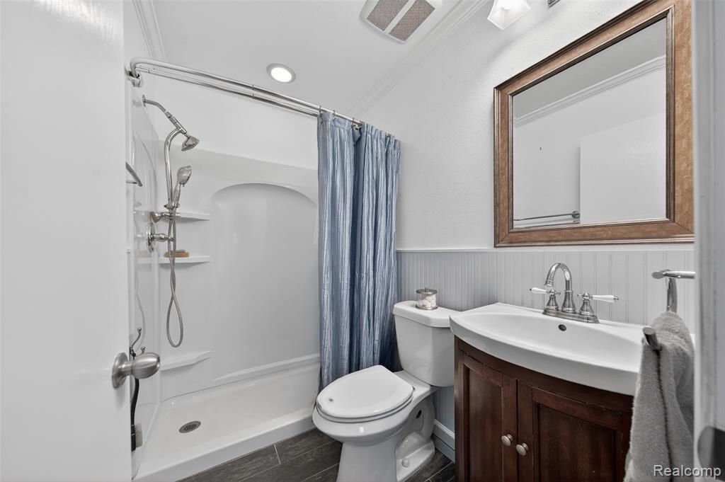 5357 Sashabaw Road, Clarkston, MI — Photo 10