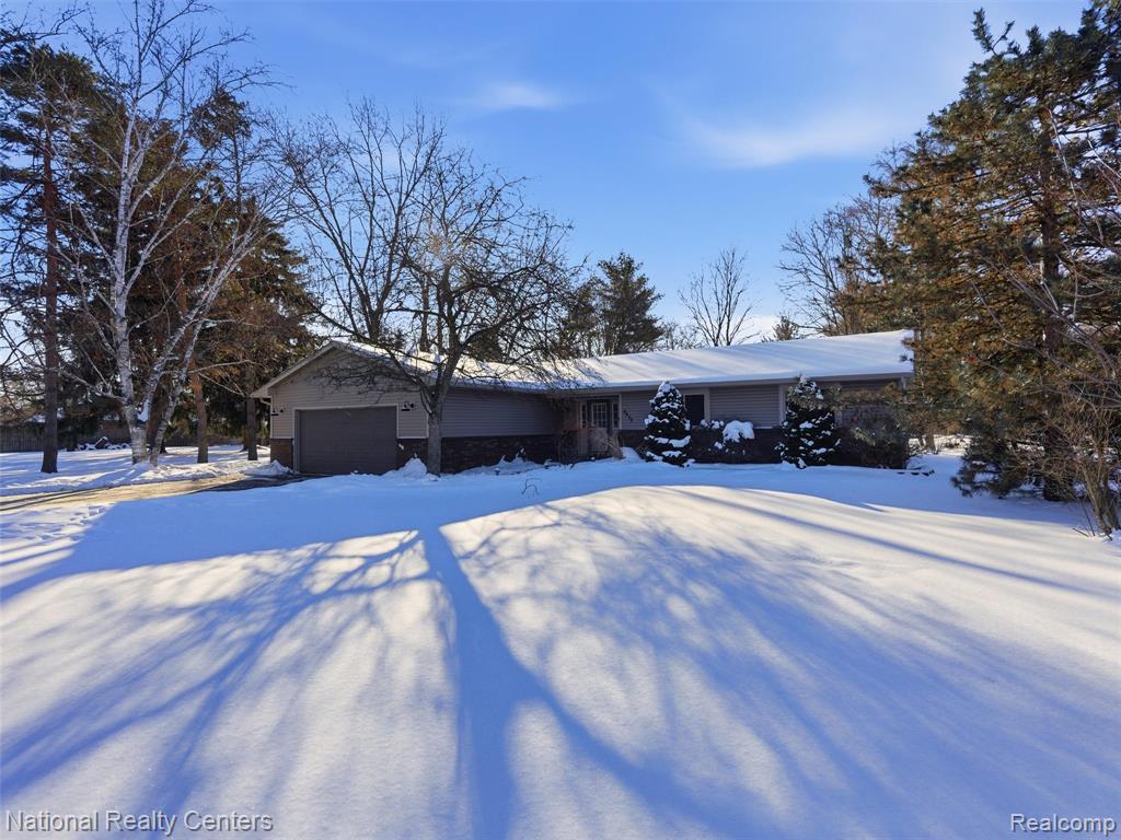 5470 Jamestown Road, Utica, MI 48317 — Photo 7