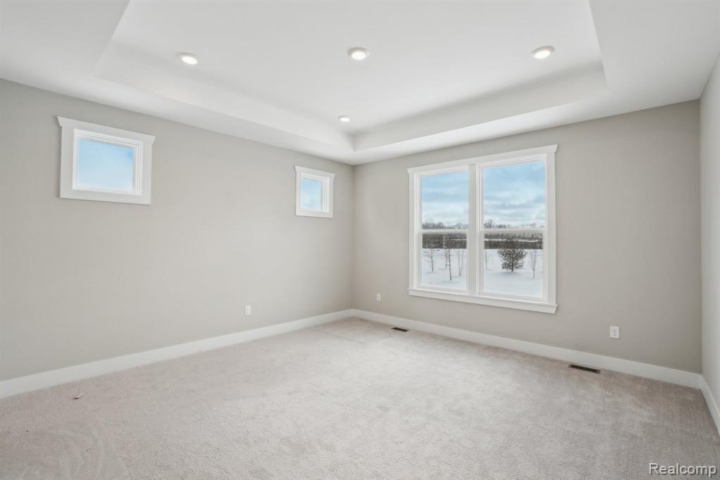 677 Round Rock Dr, Howell, MI 48843 — Photo 23