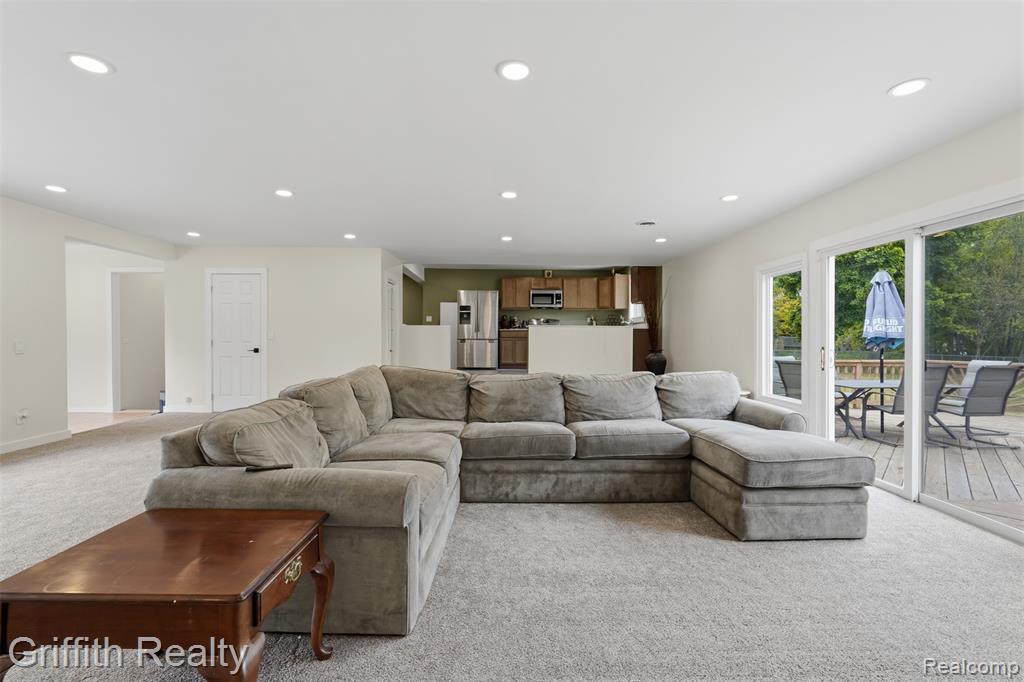 9198 Silver Lake Road, Linden, MI 48451 — Photo 12