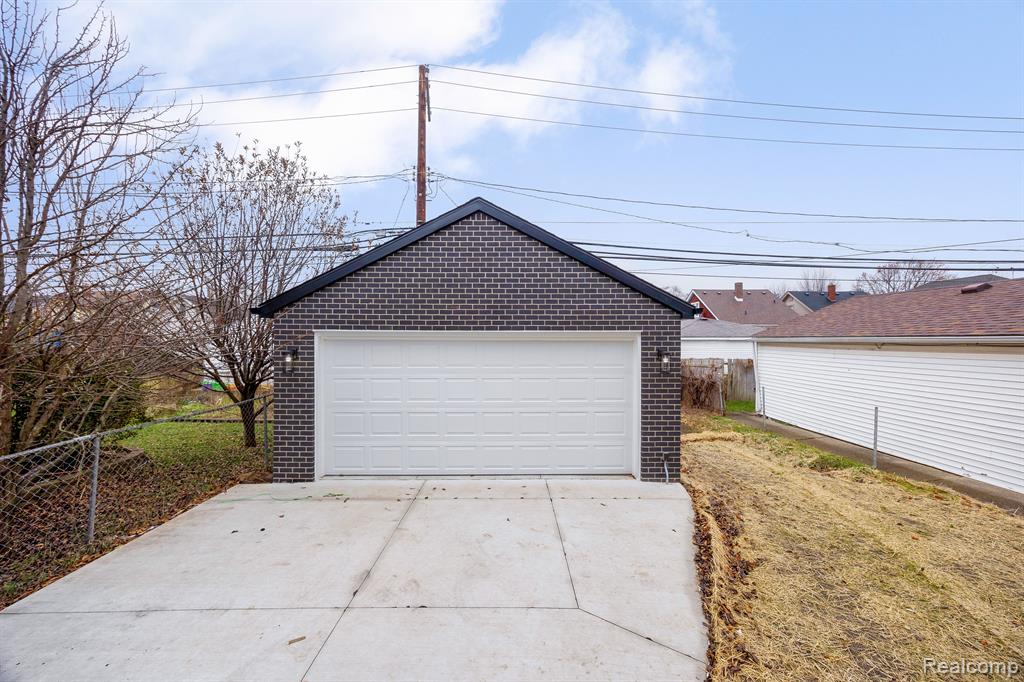 7519 Orchard Avenue, Dearborn, MI 48126 — Photo 9