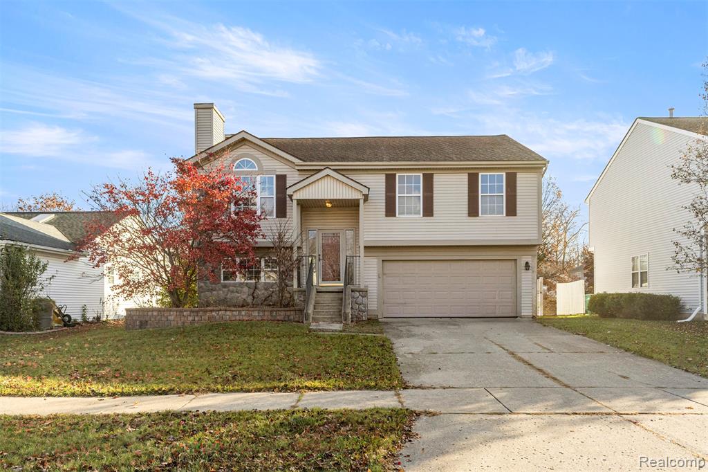 7595 Streamwood Drive, Ypsilanti, MI 48197 — Photo 2