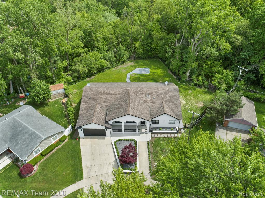 6302 Burger Street, Dearborn Heights, MI 48127 — Photo 4