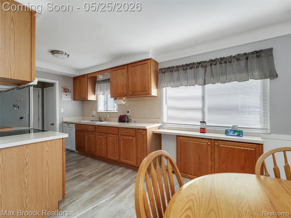 11456 Hanford Drive, Warren, MI 48093 — Photo 9