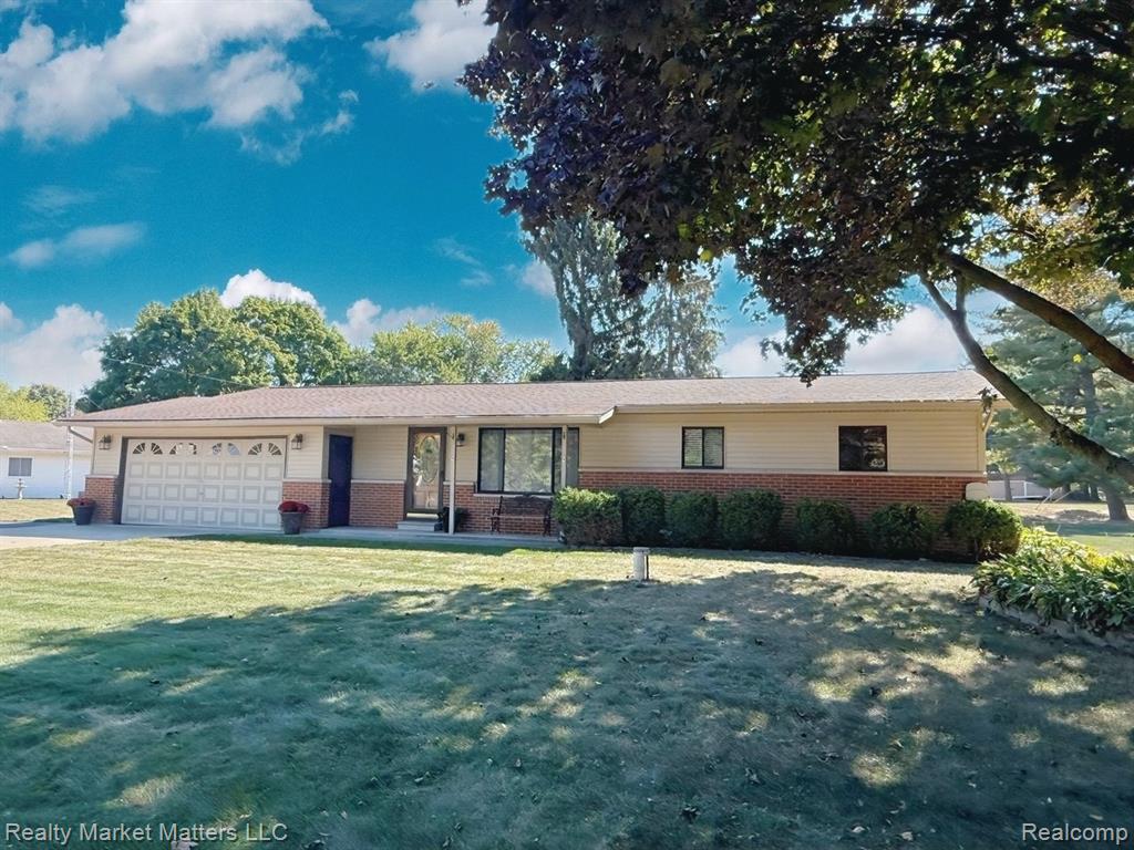 1215 Turrill Road, Lapeer, MI 48446 — front exterior