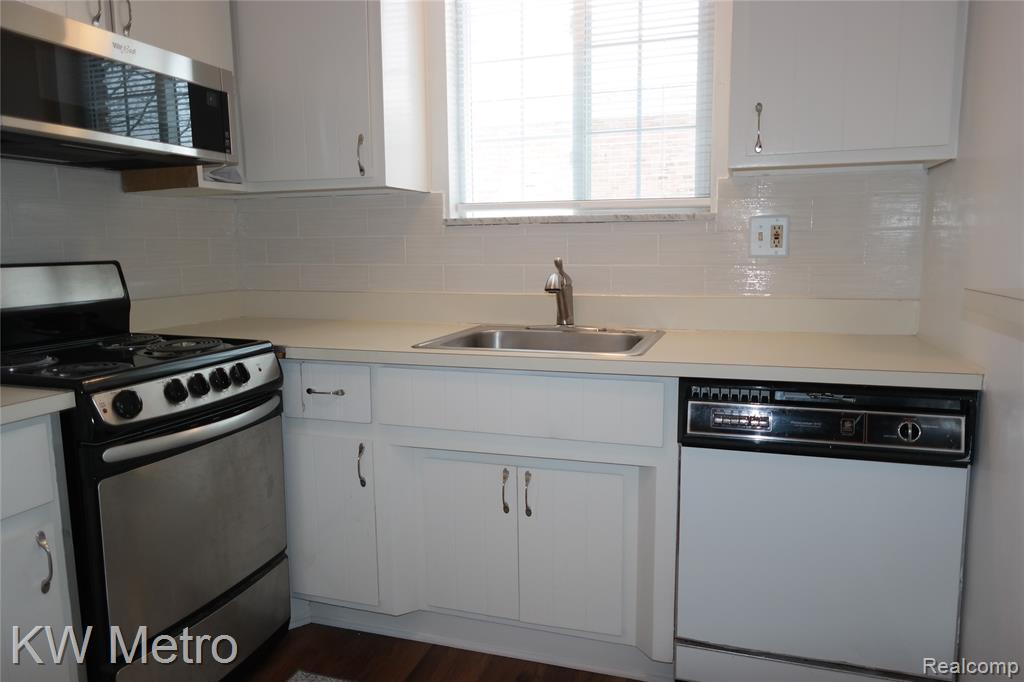 630 Ann Street, Birmingham, MI 48009 — Photo 16