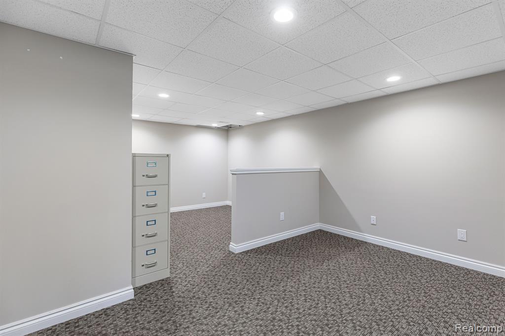 3995 ASHDALE Way, Clarkston, MI 48348 — Photo 37
