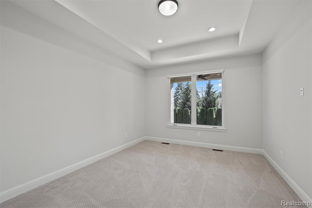 7507 Gramercy Circle Circle, West Bloomfield, MI — Photo 14