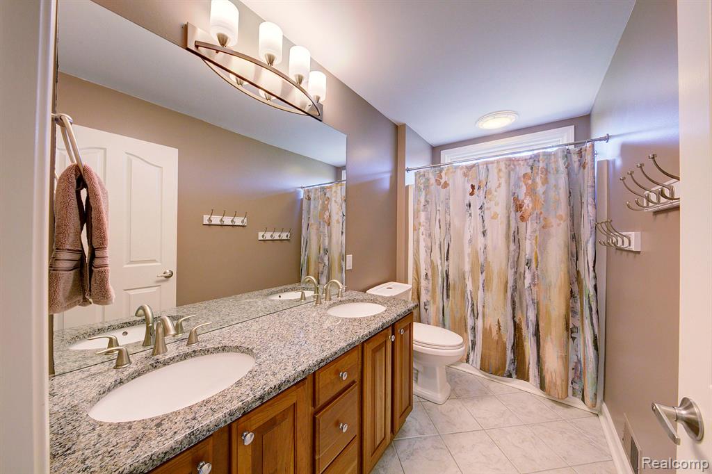 1482 MCLAINE Street, Canton, MI 48188 — Photo 18