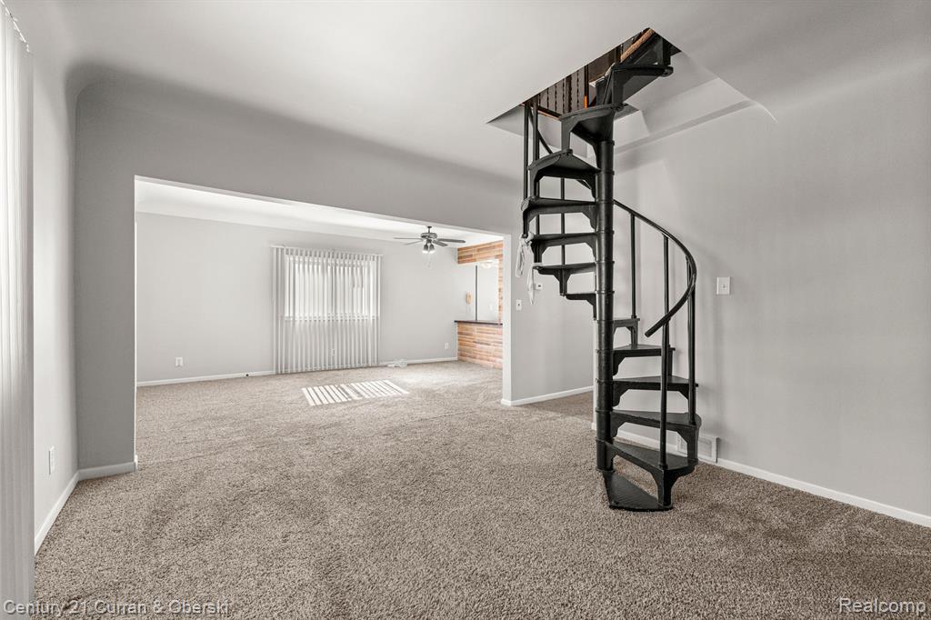 965 ELM Street, Wyandotte, MI 48192 — Photo 4