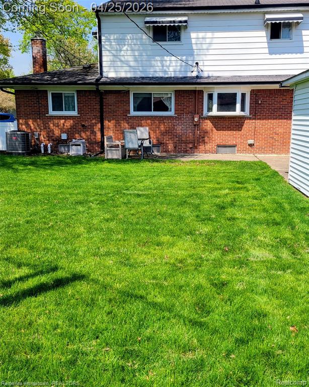 9119 Montana Court, Livonia, MI 48150 — Photo 4