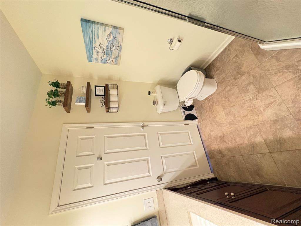 607 Perry Creek Drive, Grand Blanc, MI 48439 — Photo 40