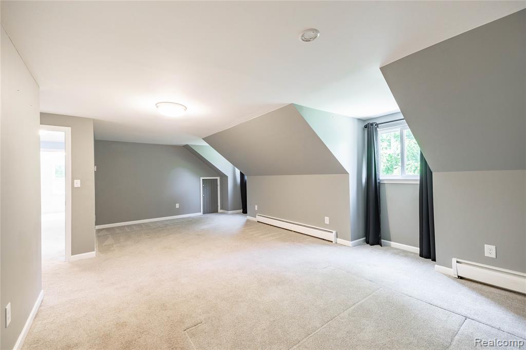 6400 E Highland Road, Howell, MI 48843 — Photo 23