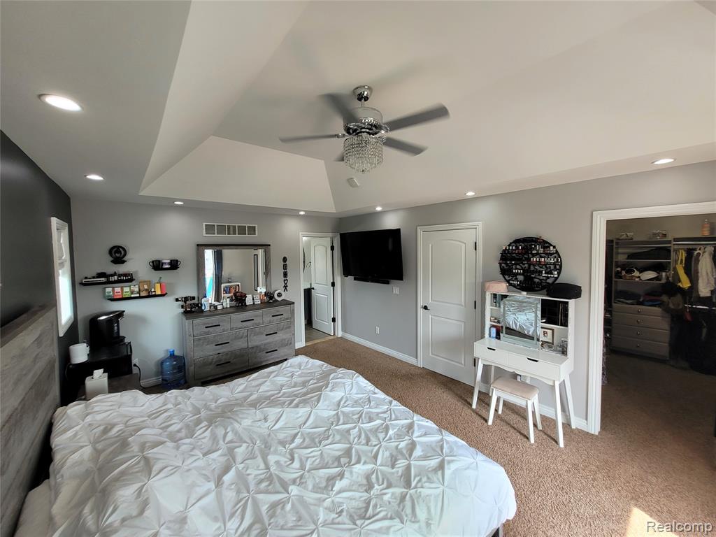 22434 Lange Street, Saint Clair Shores, MI 48080 — Photo 15