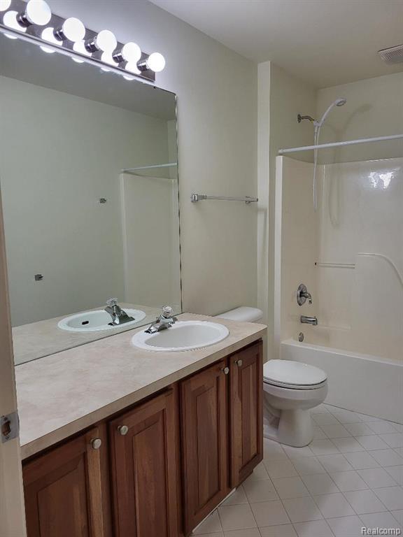 49515 Crusader, Macomb, MI 48044 — Photo 23