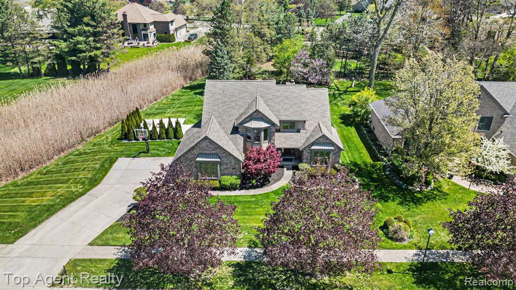 50492 Heatherwood Lane, Shelby Twp, MI 48317 — Photo 2