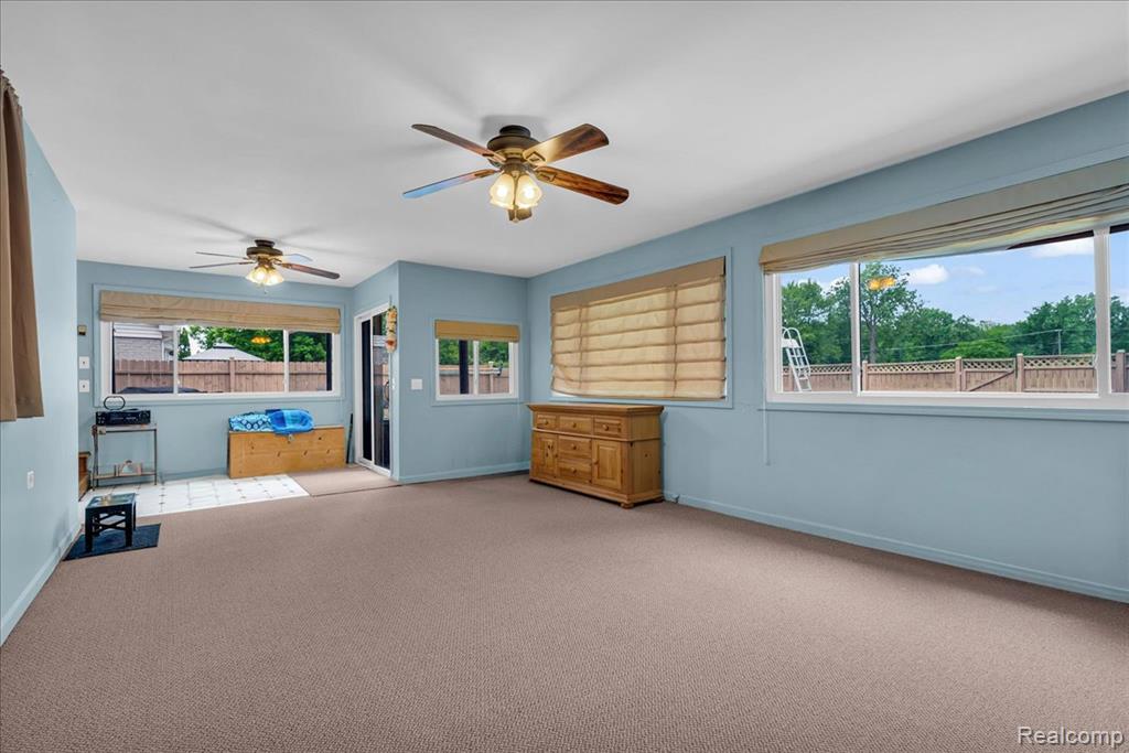9836 Rose Street, Taylor, MI 48180 — Photo 18