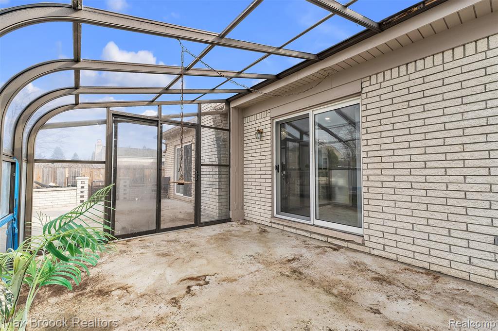 41893 Mary Kay Drive, Clinton Twp, MI 48038 — Photo 58