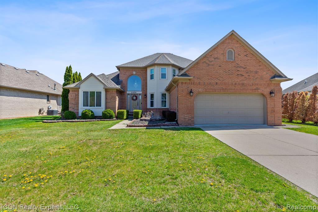 51874 EMIL Drive, Macomb, MI 48042 — Photo 2