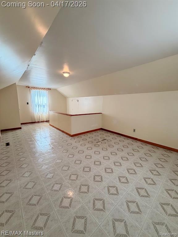 15395 Centralia, Redford, MI 48239 — Photo 26