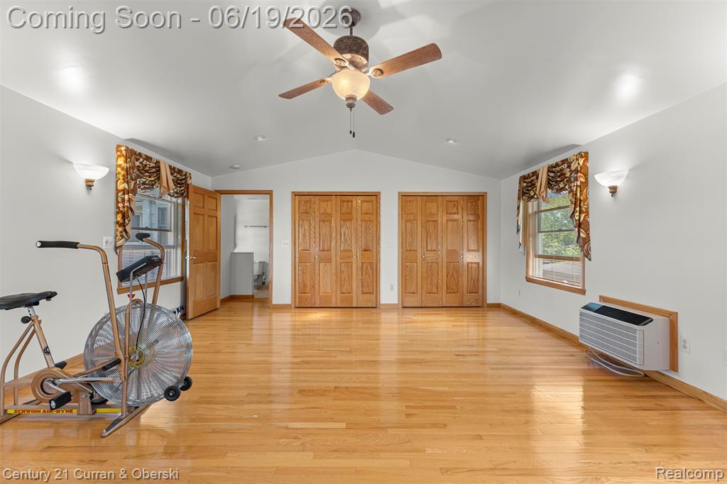 23312 E Fairway Drive, Trenton, MI 48183 — Photo 37