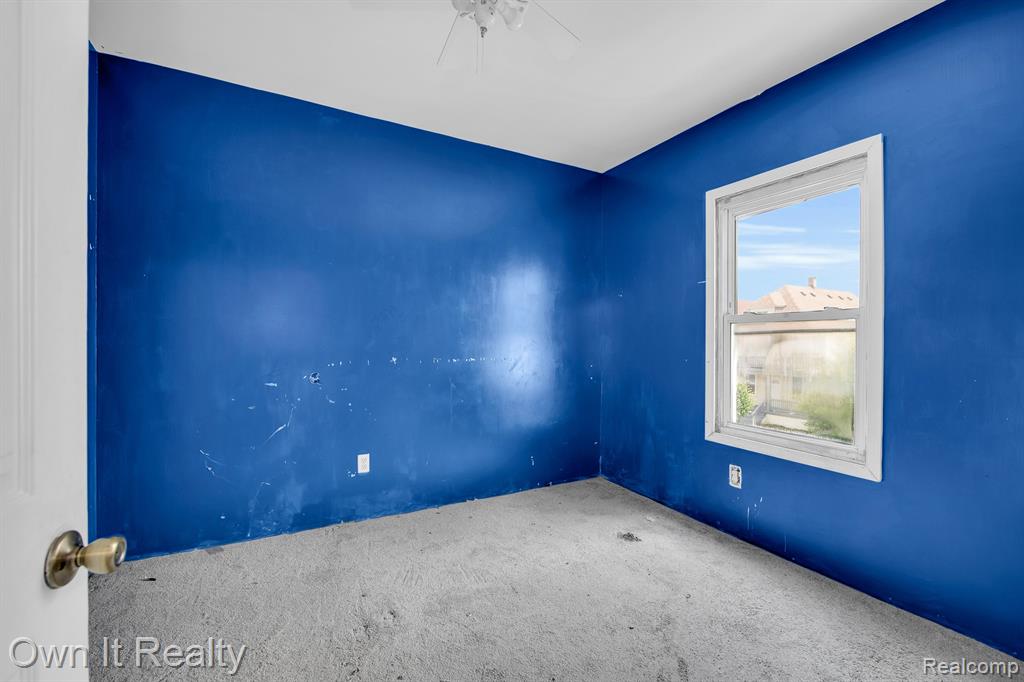 9369 McDougall Street, Hamtramck, MI 48212 — Photo 52