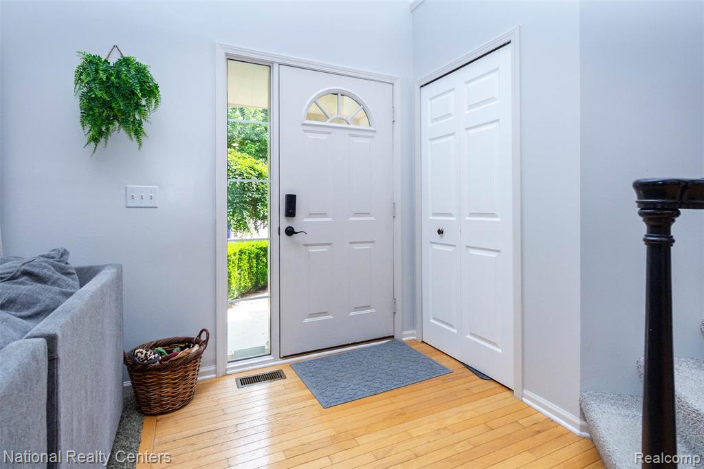 46694 Crosswick, Canton, MI 48187 — Photo 6
