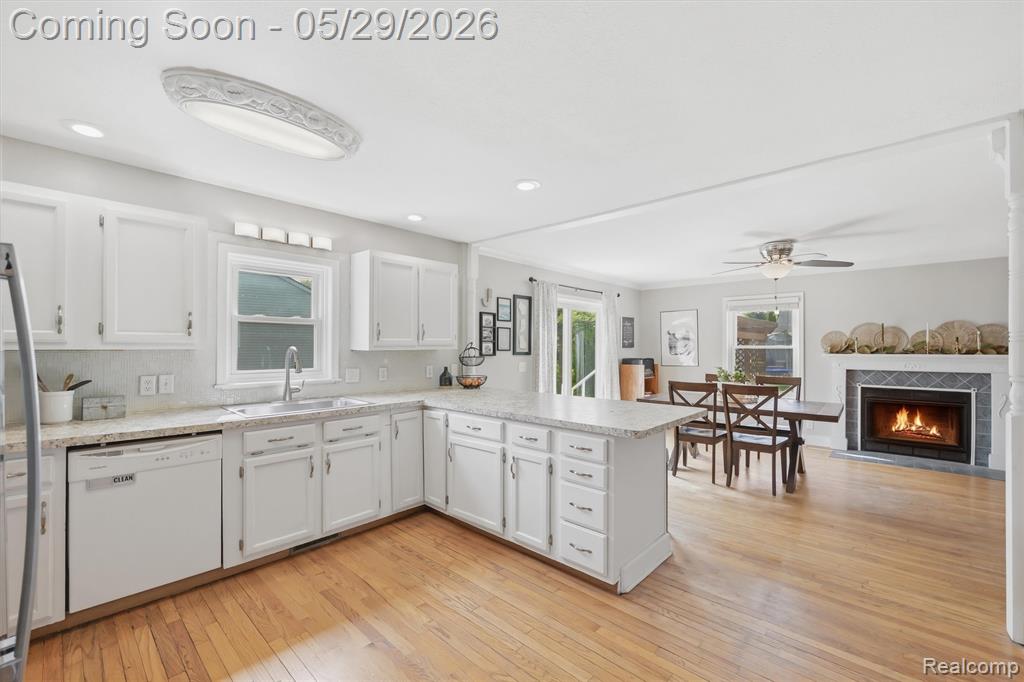 2360 Hickory Circle Drive, Howell, MI 48855 — Photo 10