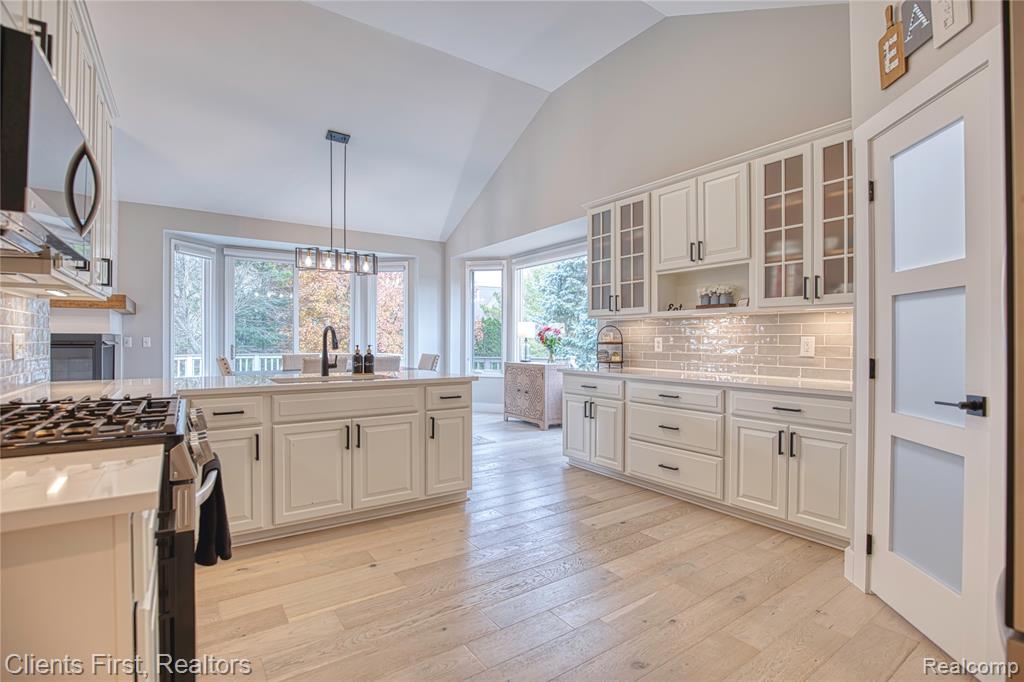 63605 Williamsburg, Washington, MI 48095 — Photo 20