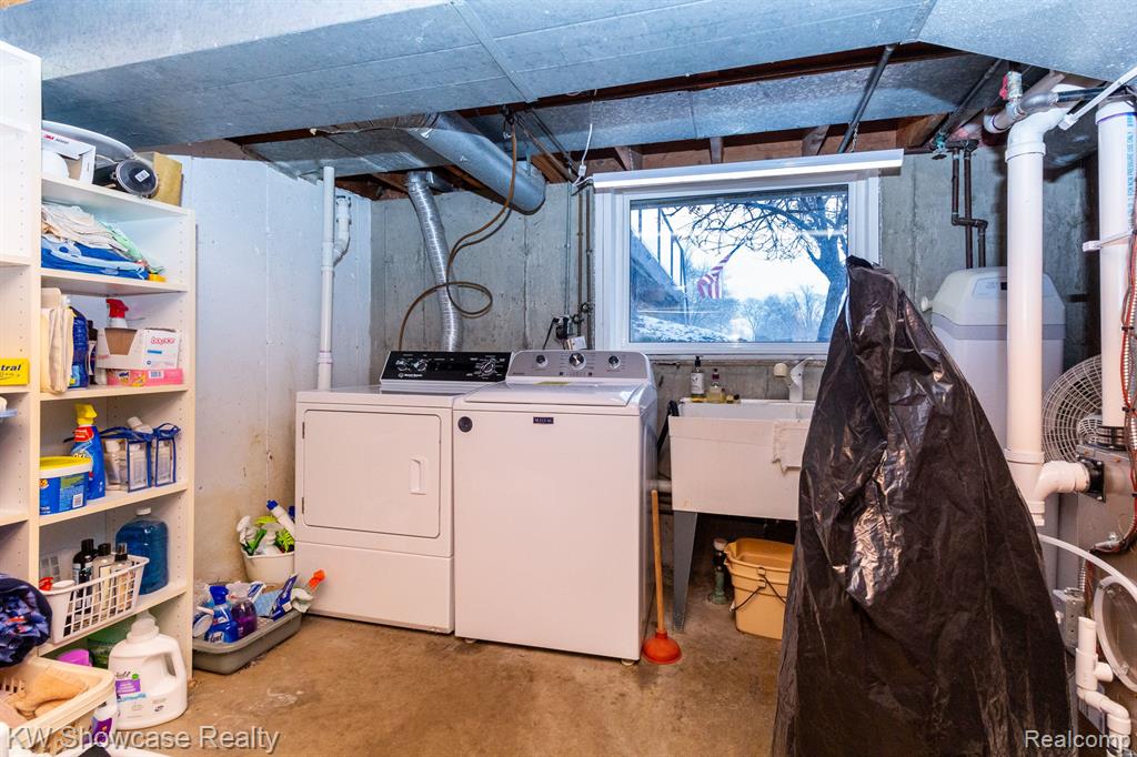 7339 ELLINGROVE Drive, White Lake, MI 48383 — Photo 45