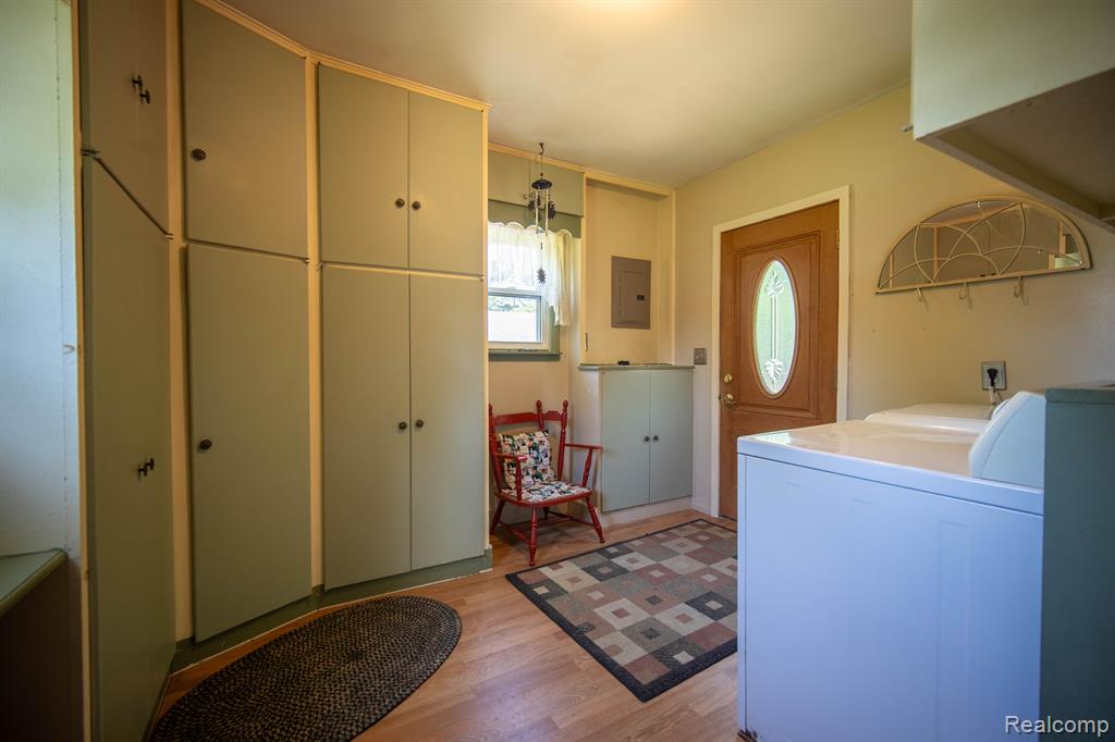 411 N BRIDGE Street, Linden, MI 48451 — Photo 14