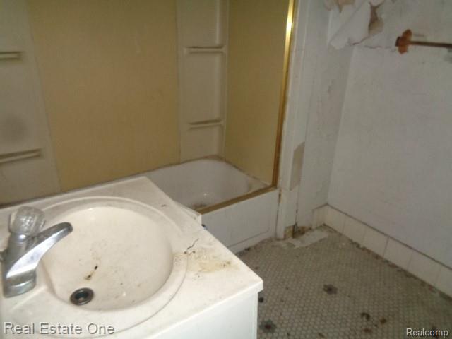 5776 Lakeview Street, Detroit, MI 48213 — Photo 20