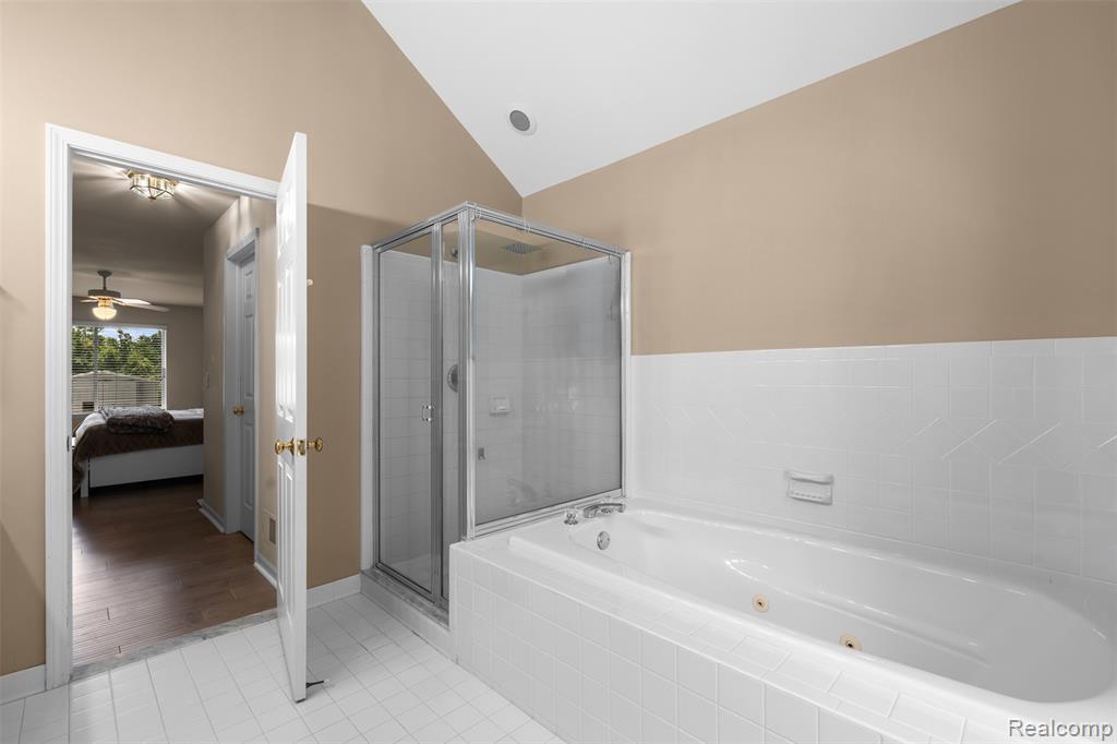 19550 Shorecrest Drive, Clinton Twp, MI 48038 — Photo 27