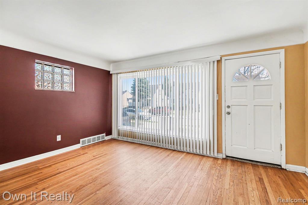 6791 Winthrop Street, Detroit, MI 48228 — Photo 4