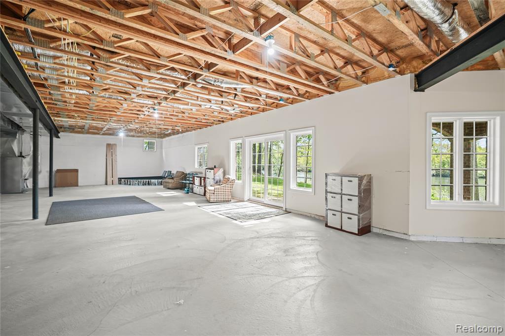 3074 POND Road, Leonard, MI 48367 — Photo 41