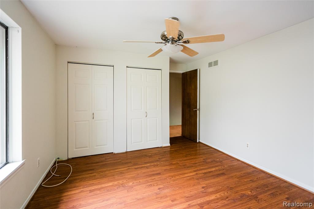 7118 Pebble Park Drive, West Bloomfield, MI — Photo 30