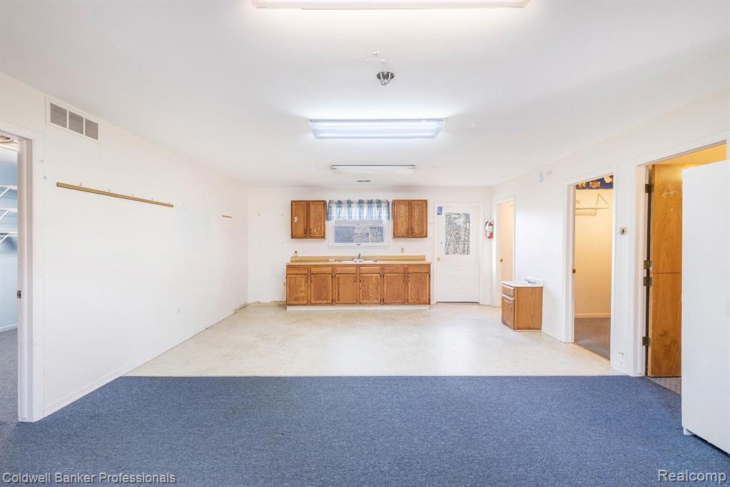 6093 PORTER Road, Grand Blanc, MI 48439 — Photo 18