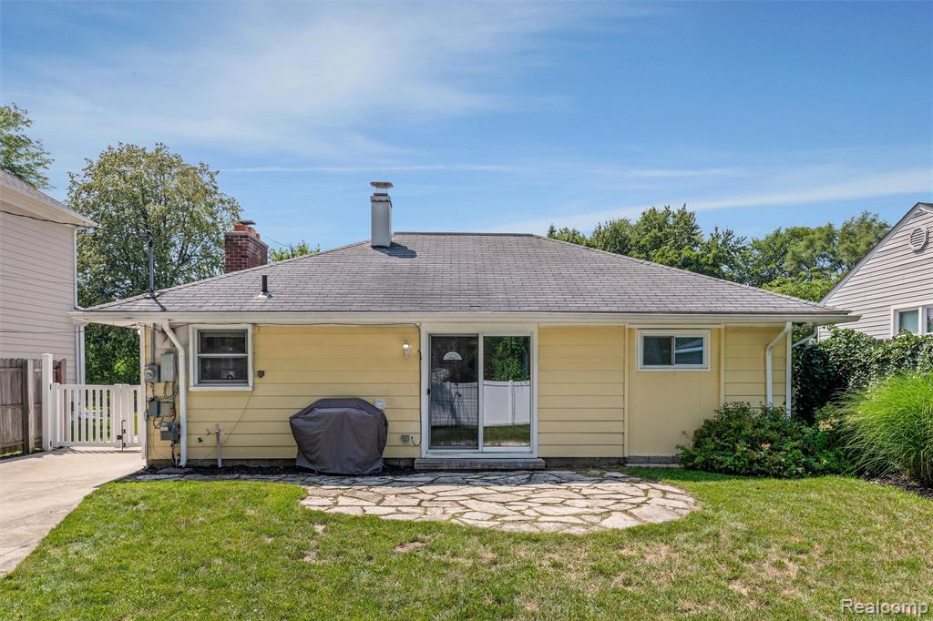 4614 Olivia Avenue, Royal Oak, MI 48073 — Photo 19