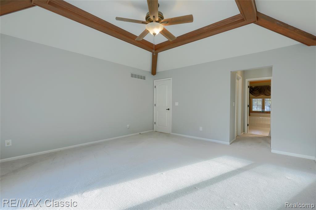 43274 Hillsboro Drive, Clinton Twp, MI 48038 — Photo 19