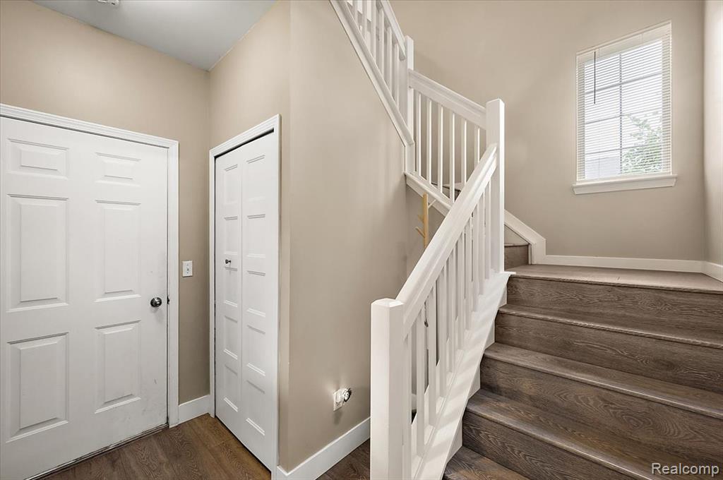 776 Amberly Drive, C, Waterford, MI 48328 — Photo 5