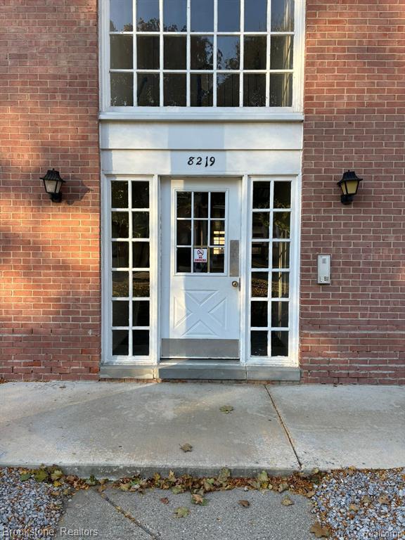 8219 DENWOOD Drive, Sterling Heights, MI 48312 — Photo 3